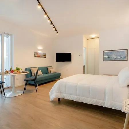 San Francesco Modern Loft With Private Parking Apartamento