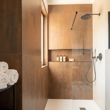 San Francesco Modern Loft With Private Parking Apartamento